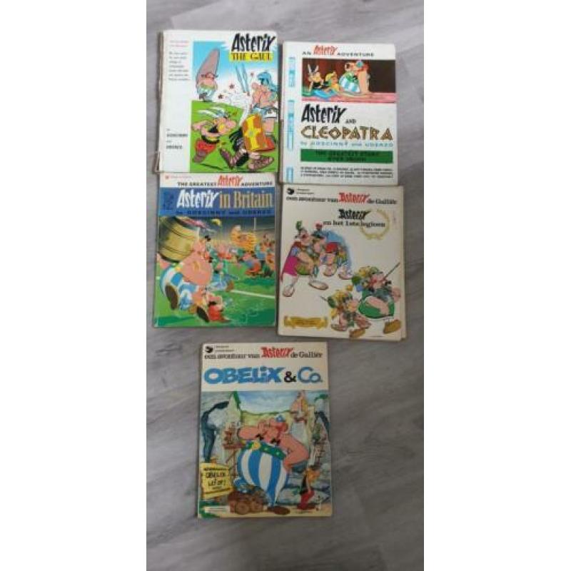 Asterix strips 3x Engelstalig 2x nederlands