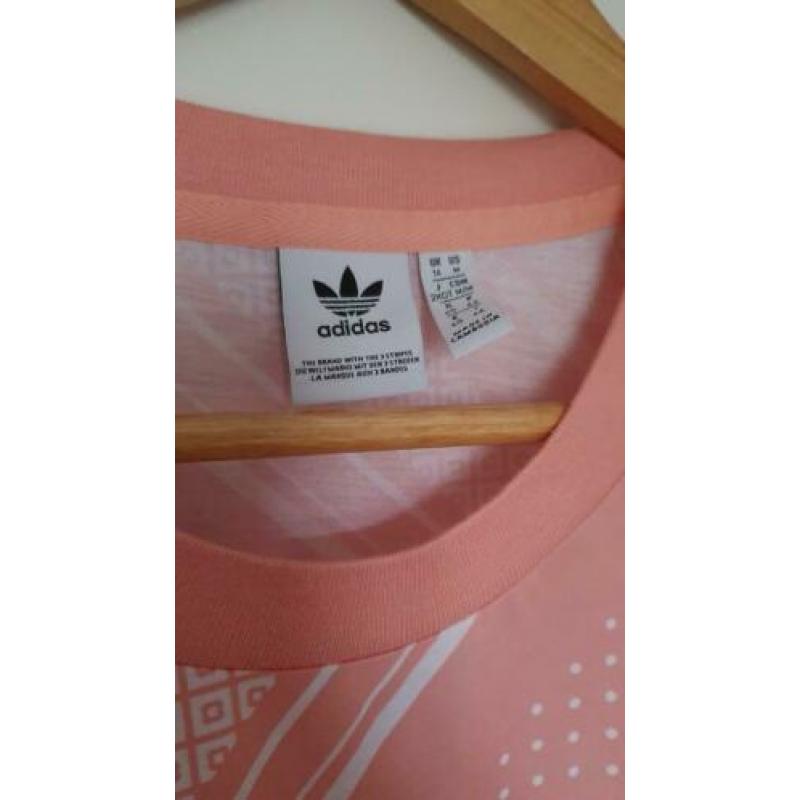 Adidas roze shirt maat 40