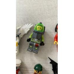 8 Lego minifiguren