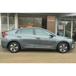 Hyundai IONIQ 1.6 GDi Hybrid Comfort / Navigatie / DEMO-kort