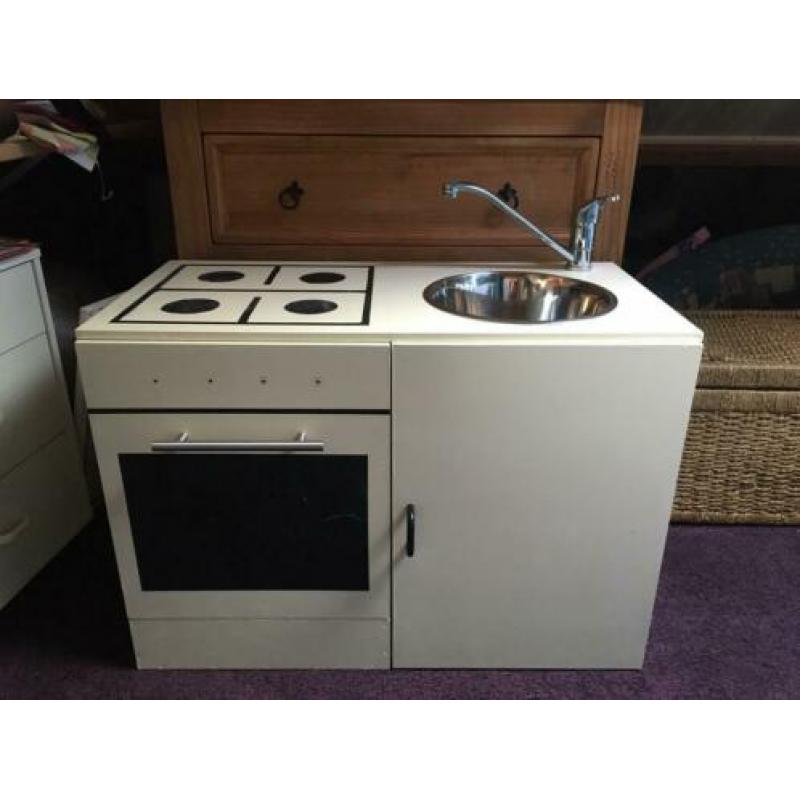 Opbergkast ‘speelkeuken’