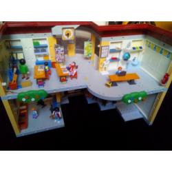 Pyaymobil Ingerichte basisschool (5923)