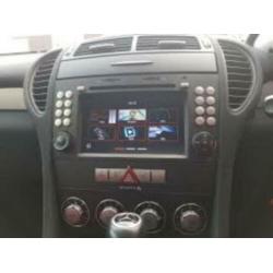Mercedes SLK navigatie bouwjaar 2007 dvd parrot carkit usb