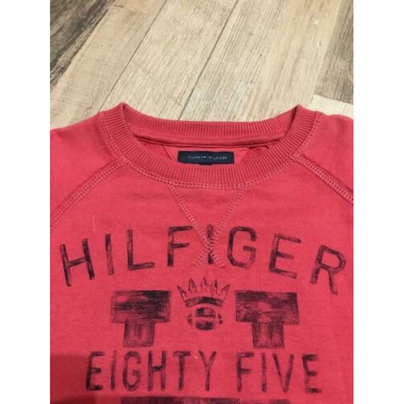 Tommy Hilfiger sweater 128