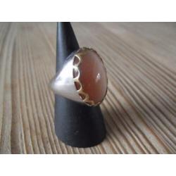 Ti Sento ring zilver met oranje kattenoog steen en goudkleur