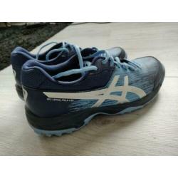 Hockey schoenen Asics maat 39