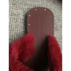 Zara slippers maat 37