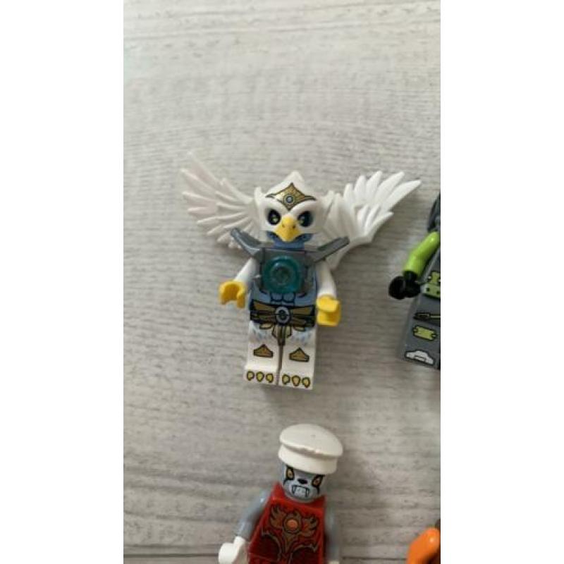 8 Lego minifiguren