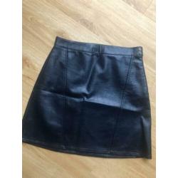 Leren korte rok donkerblauw Zara maat S