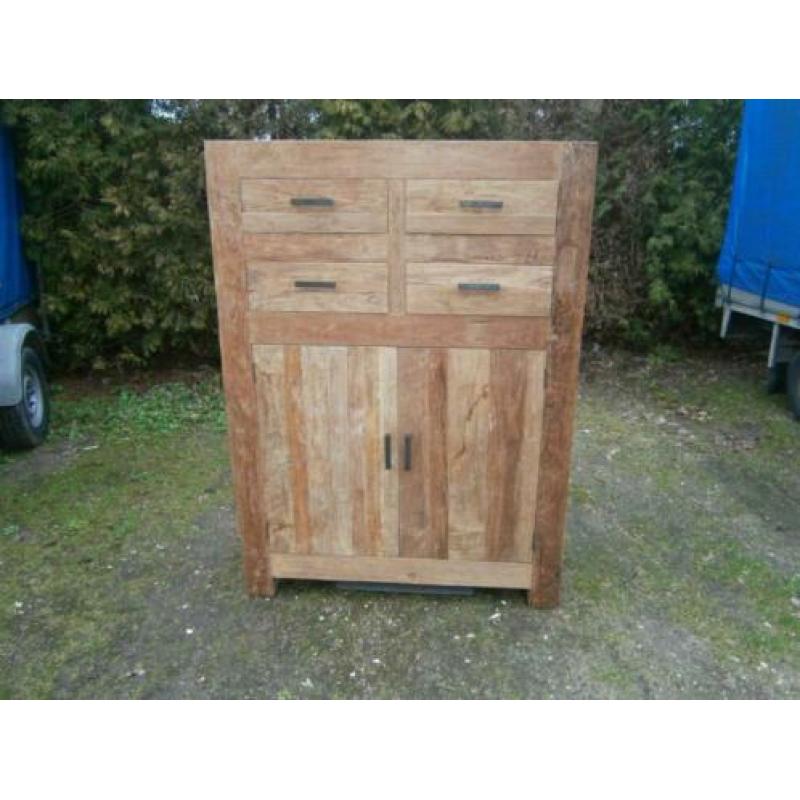 Meidenkast oud teak massief topper voor een laag prijsje