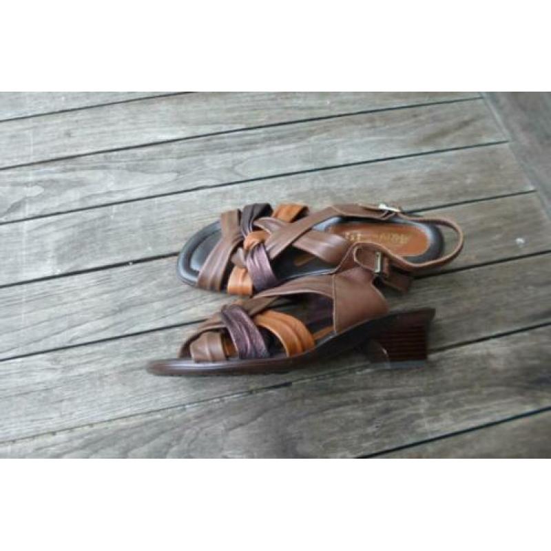 Mooie ARRIVA sandalen maat 38