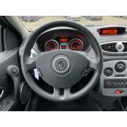 Renault Clio 1.2 TCE 101pk Special Rip Curl 58.057 km N.A.P