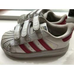 Adidas wit met donkerroze maat 22