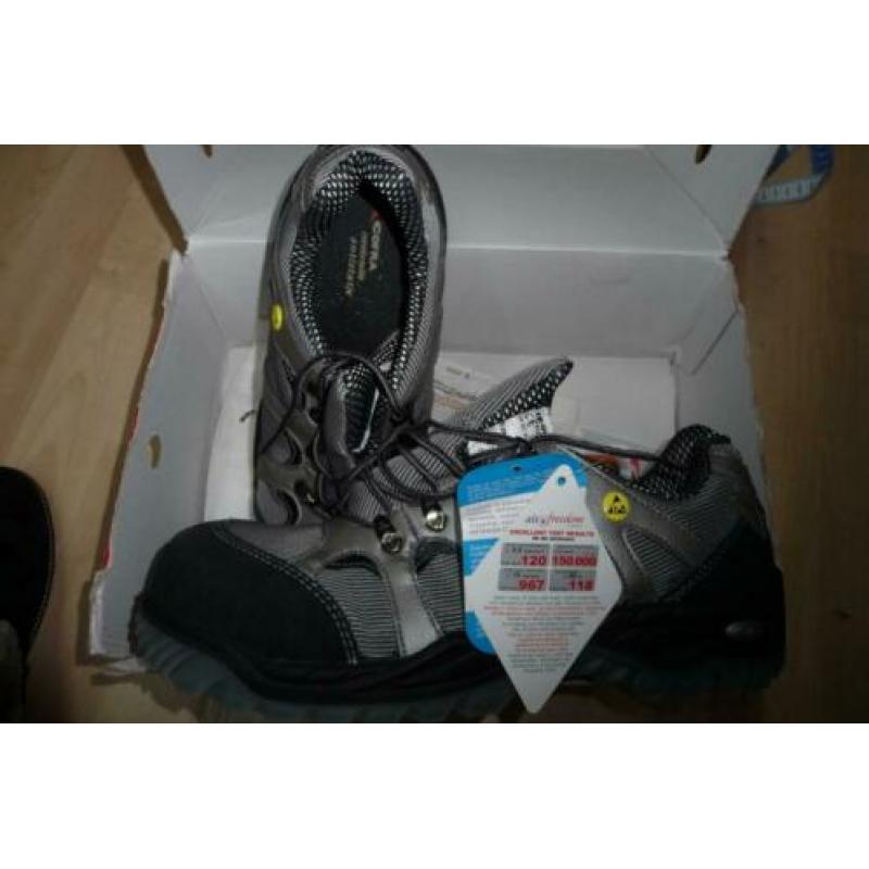 Cofra veiligheids schoen nieuw in doos stalen neus mt 43