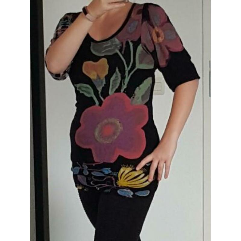 Nieuwe Desigual zwarte tuniek shirt met print, maat M