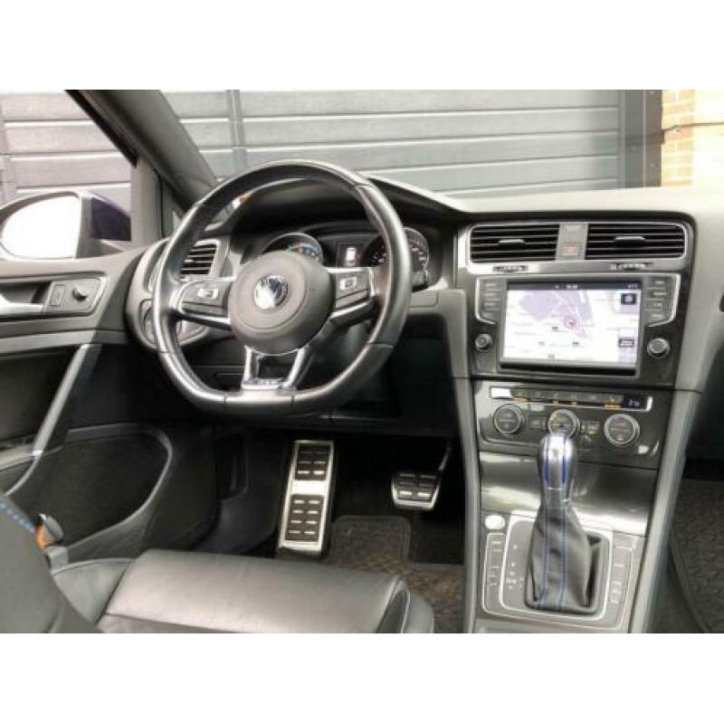 Volkswagen Golf 1.4 TSI GTE + Navi + Leder + Camera + Keyles