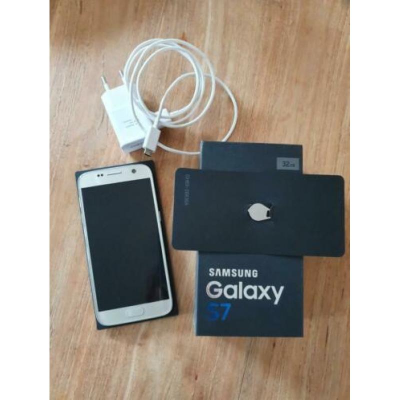 Samsung S7 silver