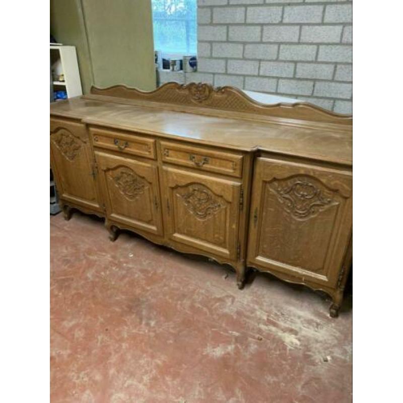 Queen Anne mooie bewerkte dressoir
