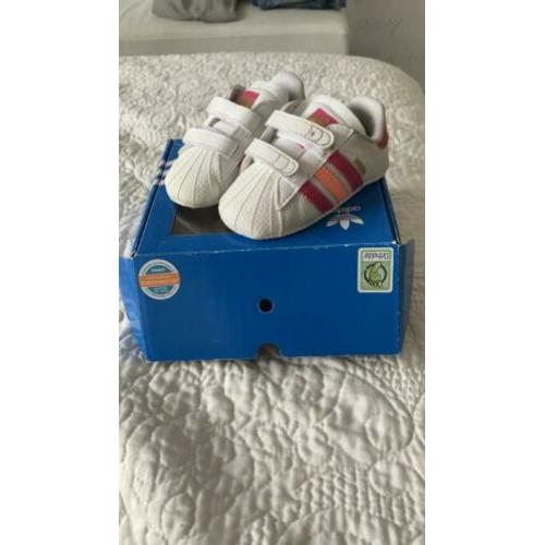 Adidas superstar baby