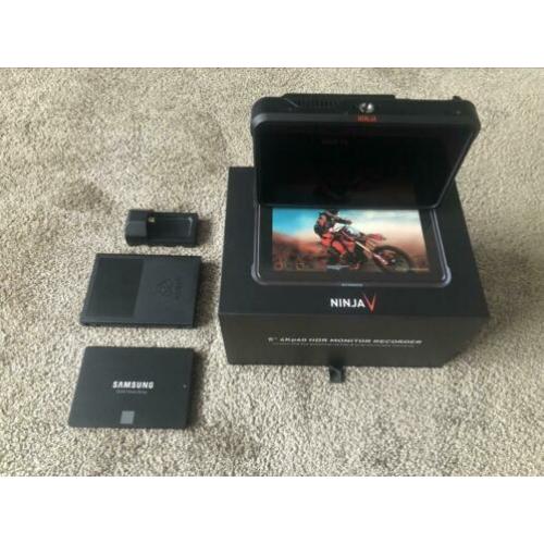Atomos Ninja V + 1 TB SSD