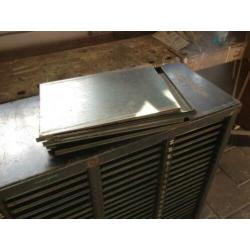Industriële metalen kast
