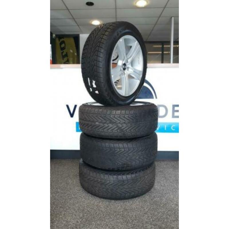 18 Inch Kia Sportage velgen met winterbanden!