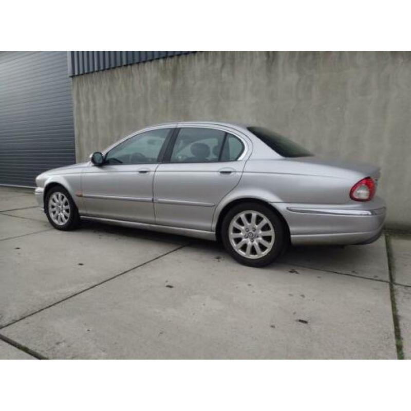 Jaguar X-type 2.0 V6