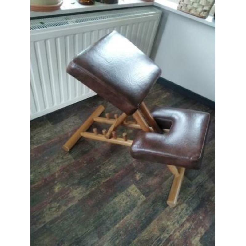 kniestoel balansstoel hout en leer knie stoel balans