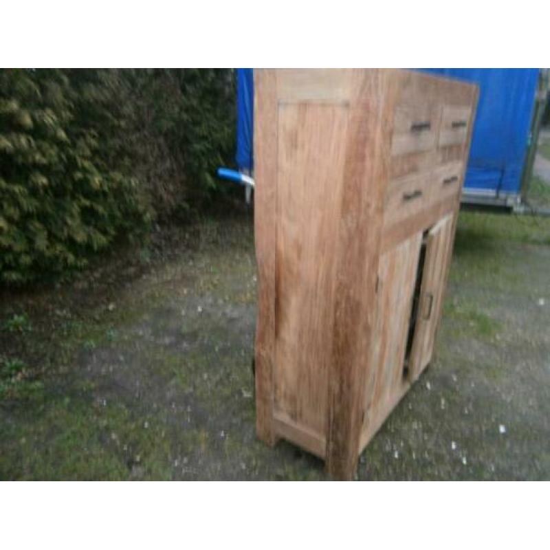 Meidenkast oud teak massief topper voor een laag prijsje
