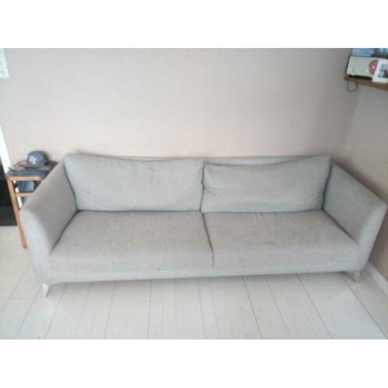 Gratis Bank 2.4 meter breed. 4 persoons