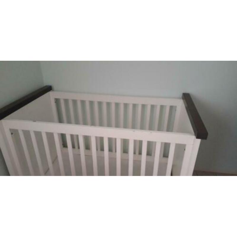 Commode, ledikant, aerosleepmatras