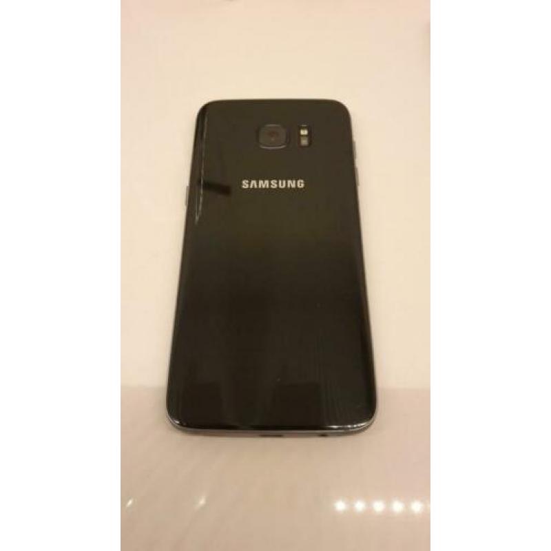 Samsung Galaxy S7 Edge (32gb) zwart incl cover en 64gb SD