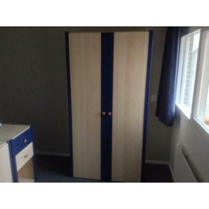 Zeer mooie Emdeka Jongenskamer Bed, kast,bureau, nachtkastje