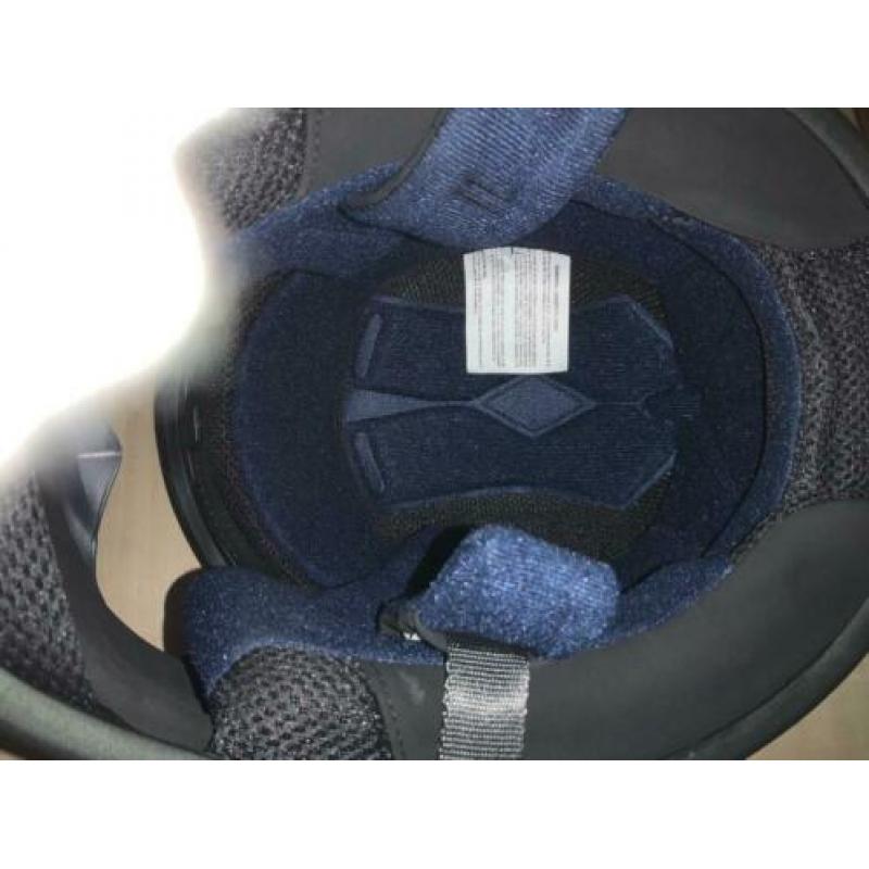 Motorhelm 1 jaar oud.