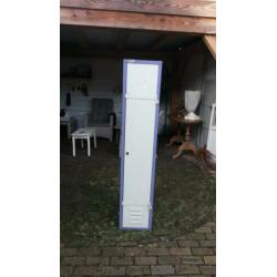 Div. Lockerkasten Vintage 1,23,6 d, op pootjes vanaf €39