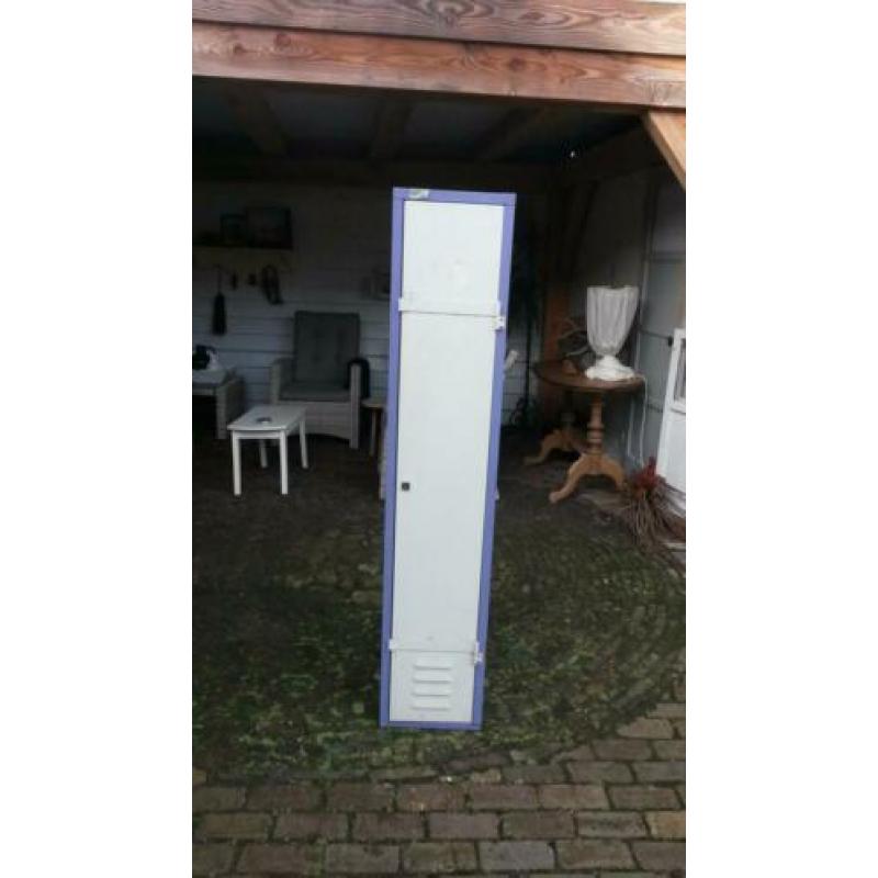 Div. Lockerkasten Vintage 1,23,6 d, op pootjes vanaf €39