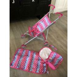 Buggy poppen en verschoontas