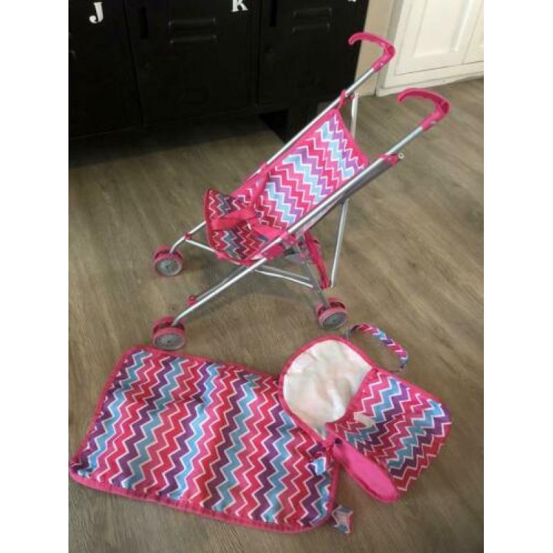 Buggy poppen en verschoontas