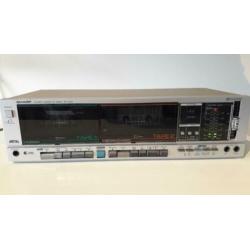 Sharp dubbel cassette deck RT-1010