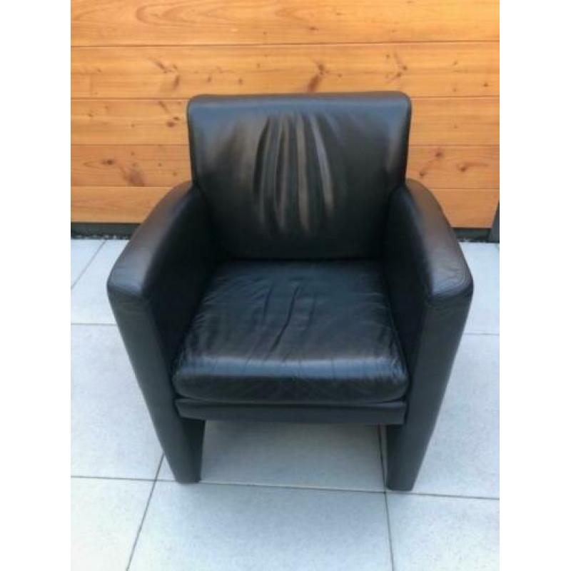 Zwarte lederen fauteuils
