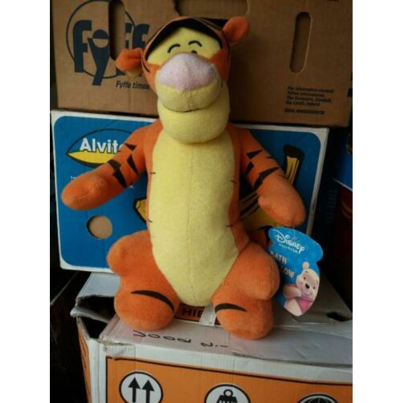 Pooh en friends knuffels met zuignappen