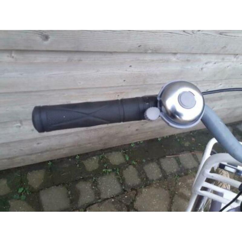 Batavus Diva 24 inch meisjes fiets
