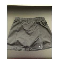 Hockey/ korfbal set: schoenen maat 33, rokje, trainingspak s