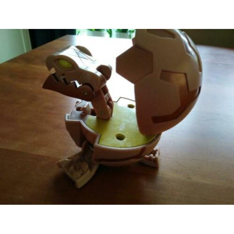 BAKUGAN BATTLE BRAWLER 400g JUGGERNOID TAN SUBTERRA