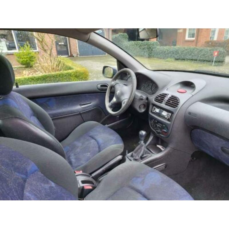 Peugeot 206 1.6 3D 2000 Zwart