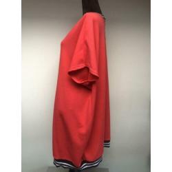 Superleuk rood jurkje sportieve boorden LADIES LADIES 54/56