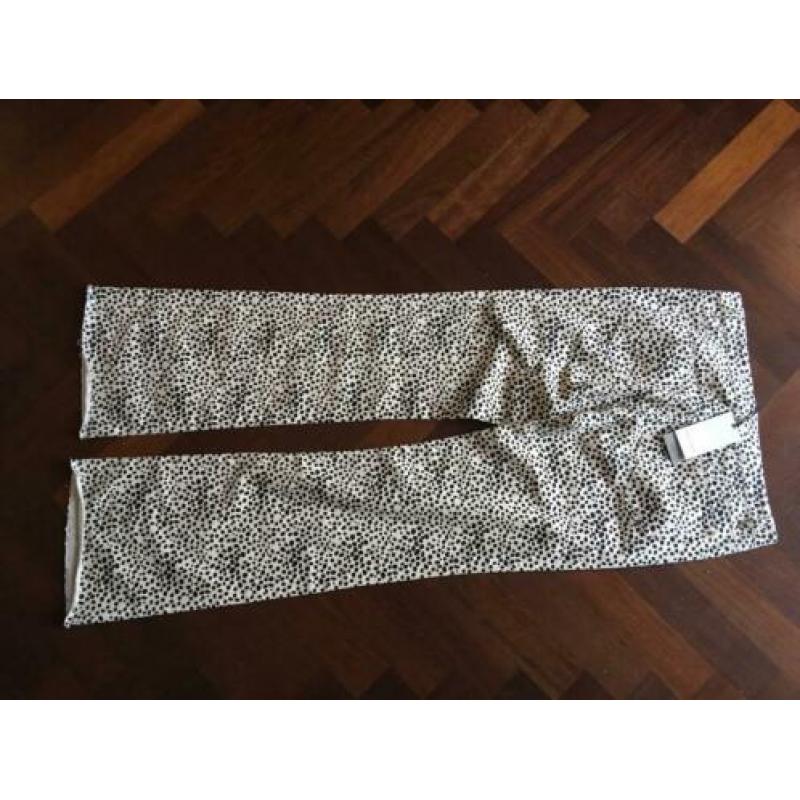 Costes broek lang crème met ze stip mt 42-44nw