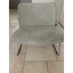 Fauteuil van trendhopper in zachte groentint