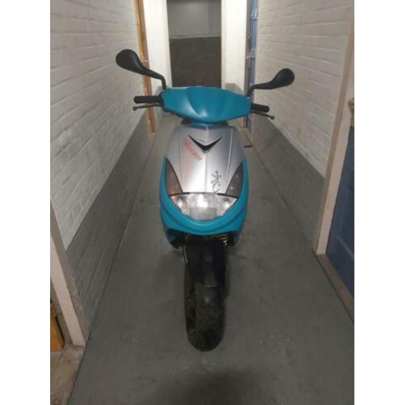 Te koop Peugeot vivacity Met blauwe kenteken