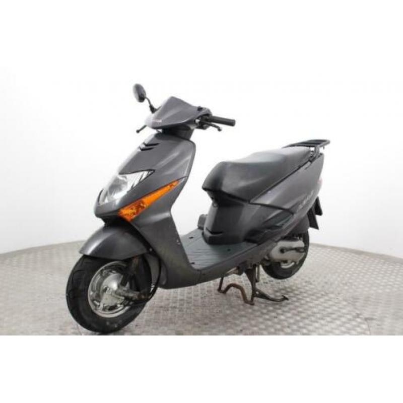 Honda SCV 100 Lead (bj 2005)